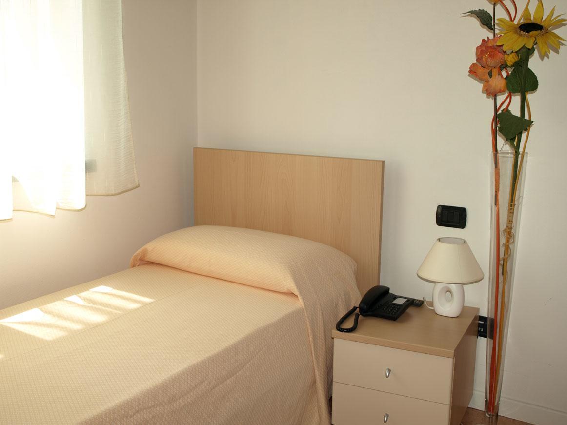 Hotel Karol Μόνζα Εξωτερικό φωτογραφία
